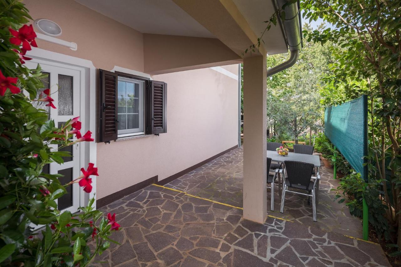 Mario Apartment Porec Exterior photo