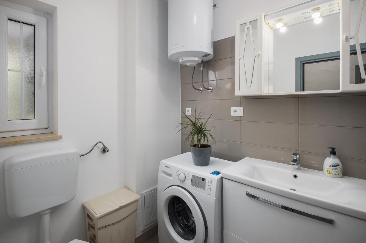 Mario Apartment Porec Exterior photo