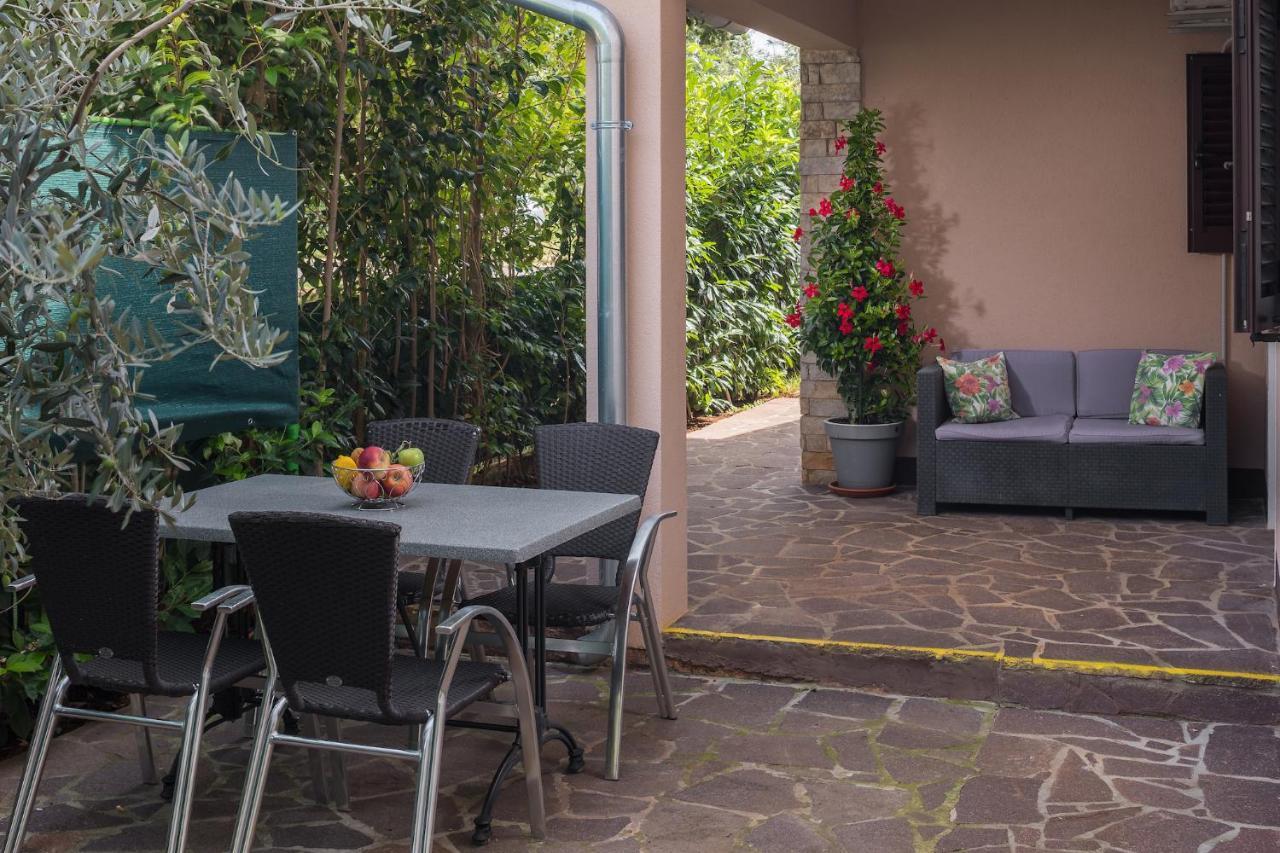 Mario Apartment Porec Exterior photo